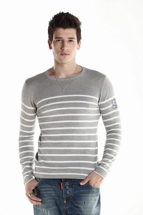 Pull Moncler Gris Pour Homme Pas Cher